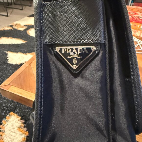 Prada Computer Messenger Bag Navy Blue Nylon and Leather Tessuto Saffiano Used - Picture 2 of 9